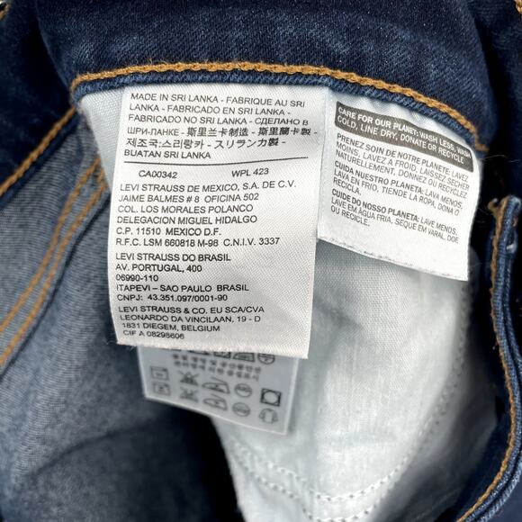 Levi's Women's 815 Curvy Bootcut Denim Jean in Dark Wash // 32 x 32 - Picture 10 of 12